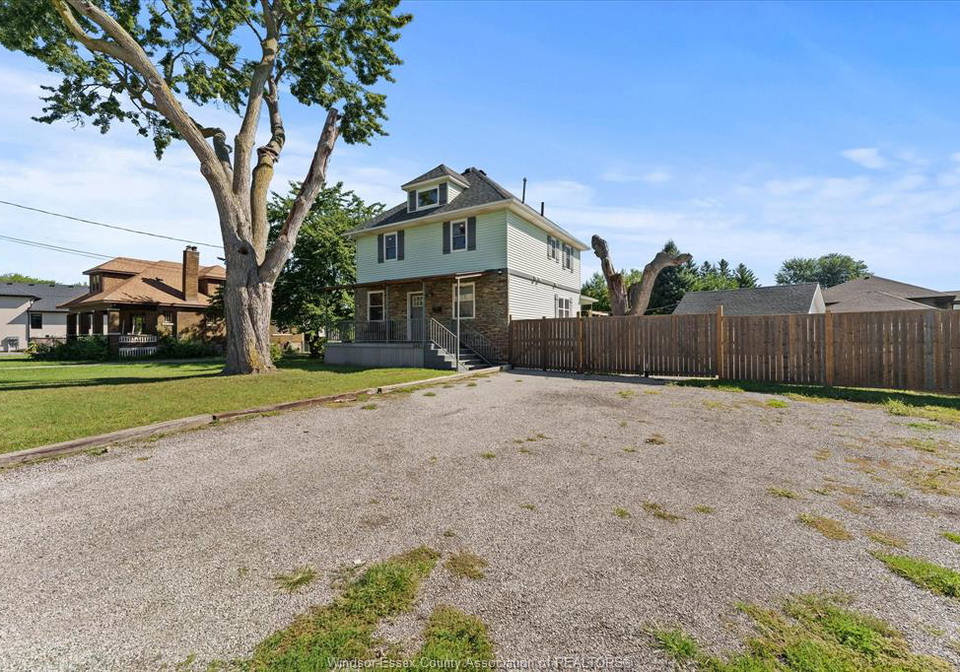 2485-front-road-lasalle-ontario-26021791