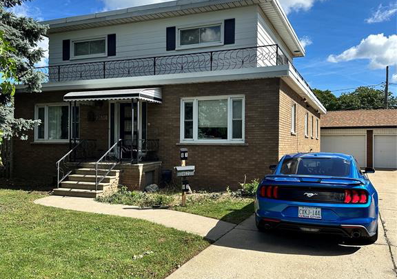2636-meighen-windsor-ontario-26021807
