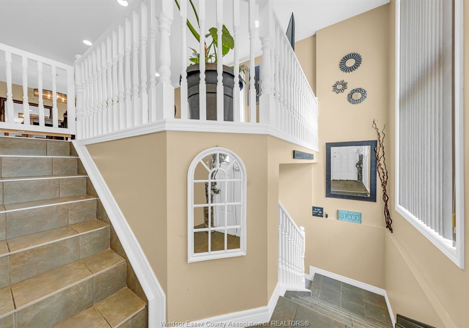 51-anfred-leamington-ontario-26021808