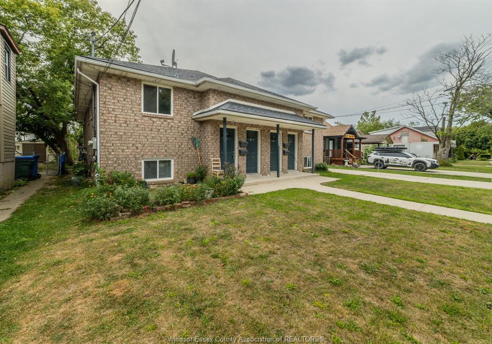 1231-high-street-windsor-ontario-26021810