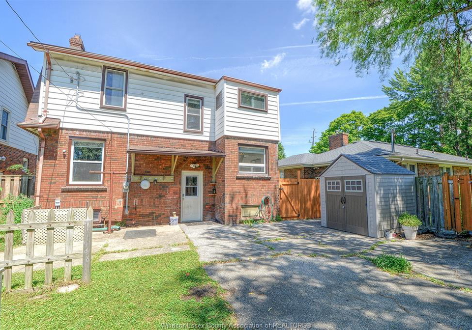 161-shepherd-street-east-windsor-ontario-26021841
