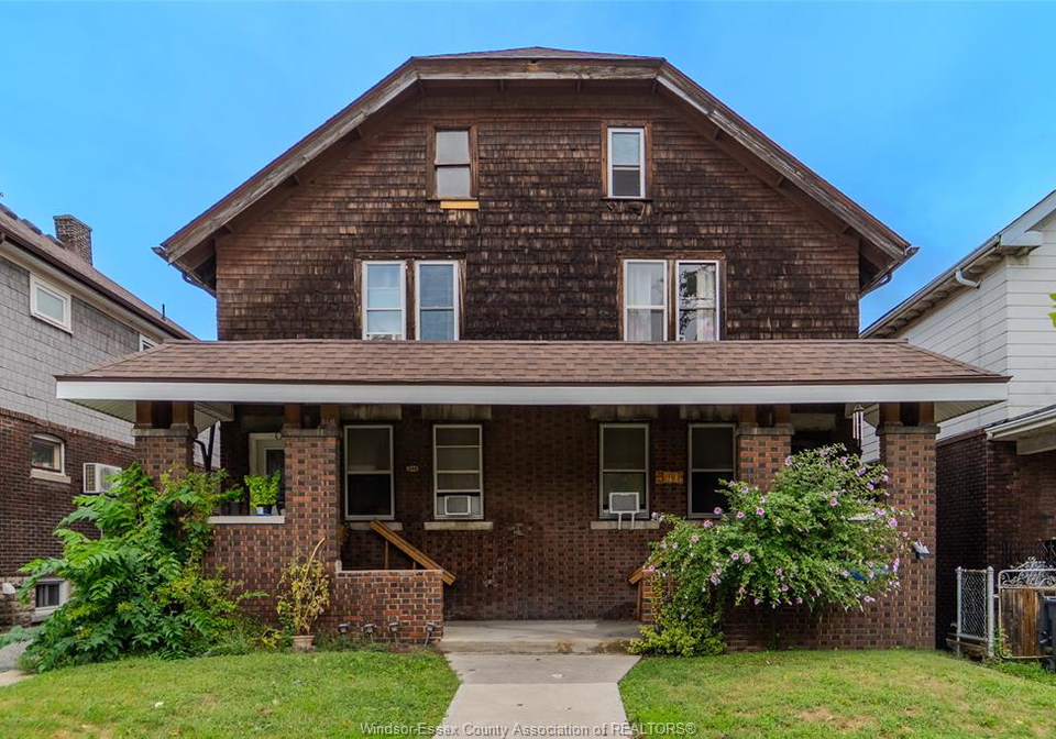 344-46-elm-avenue-windsor-ontario-26021852