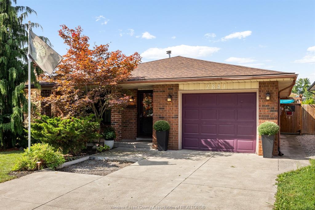 2841-garvey-crescent-windsor-ontario-26021871