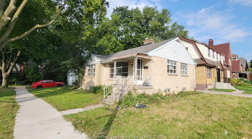 3006-alexander-avenue-windsor-ontario-26021882