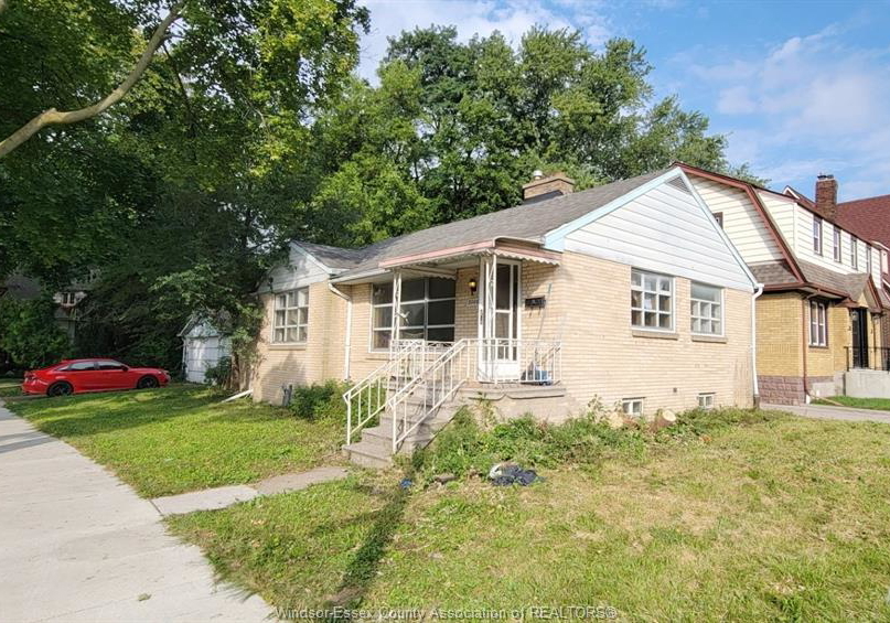 3006-alexander-avenue-windsor-ontario-26021882