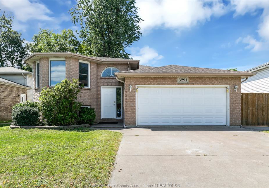 3291-conservation-drive-windsor-ontario-26021904