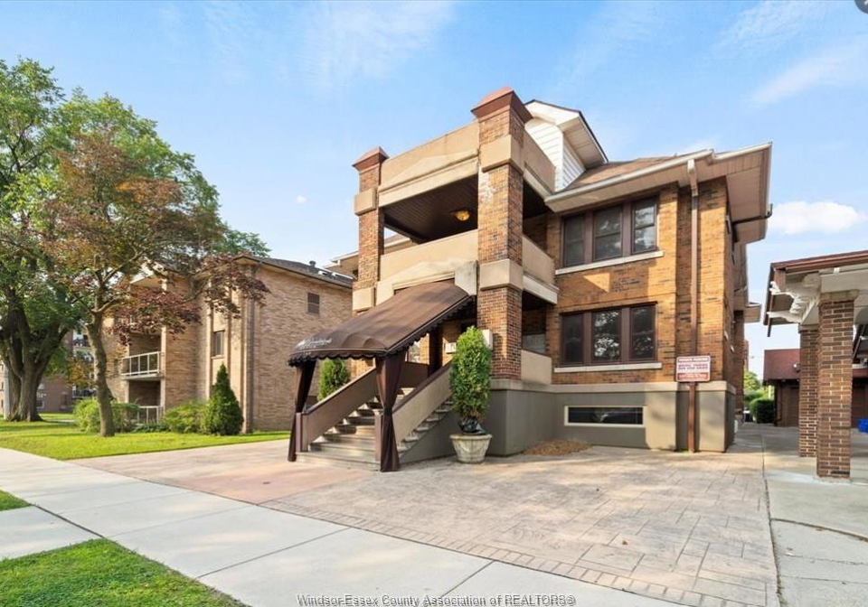 269-randolph-windsor-ontario-26021914