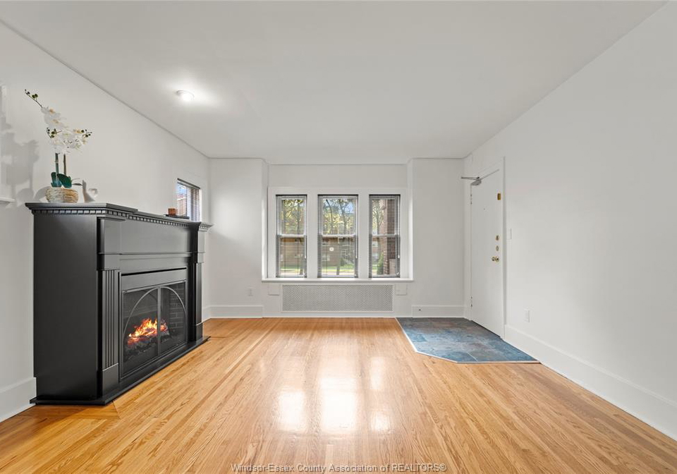269-randolph-windsor-ontario-26021914