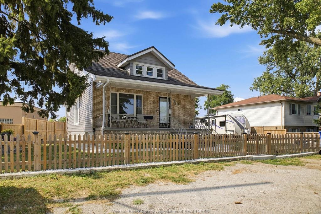 610-brazil-avenue-windsor-ontario-26021929