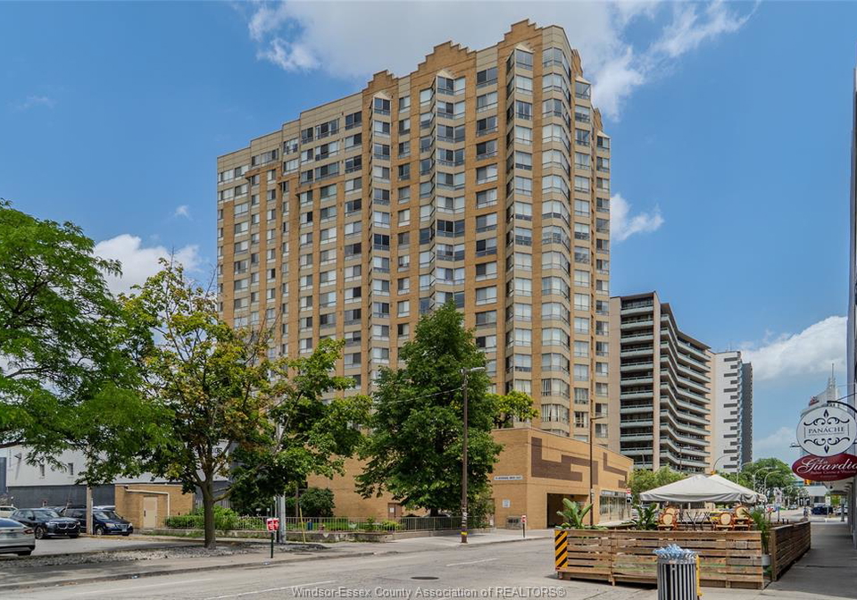 75-riverside-drive-e-windsor-ontario-26021933