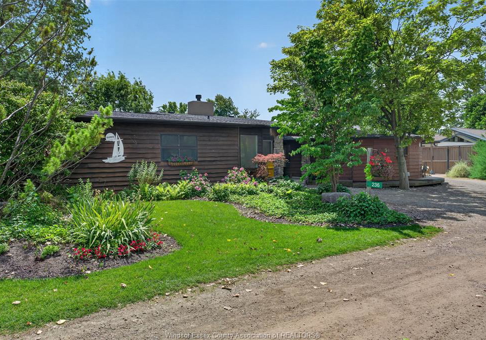 236-deerbrook-drive-lakeshore-ontario-26021937