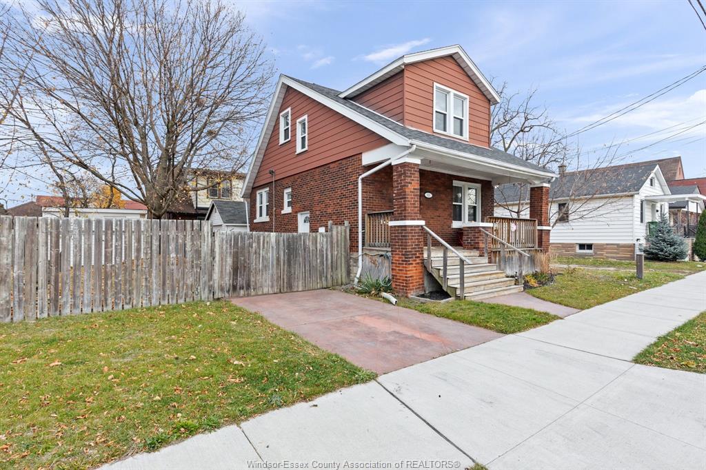 936-arthur-windsor-ontario-26021991