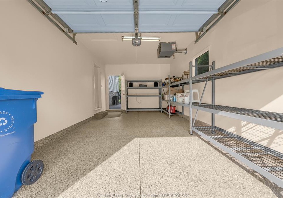 3-carter-avenue-leamington-ontario-26022013