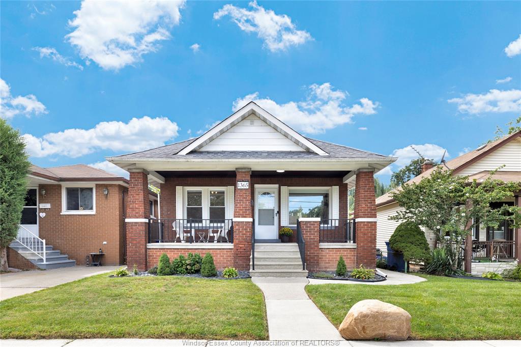 1365-george-windsor-ontario-26022034