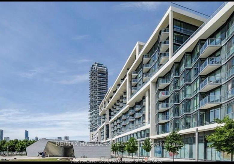 15-merchants-wharf-toronto-ontario-26022051