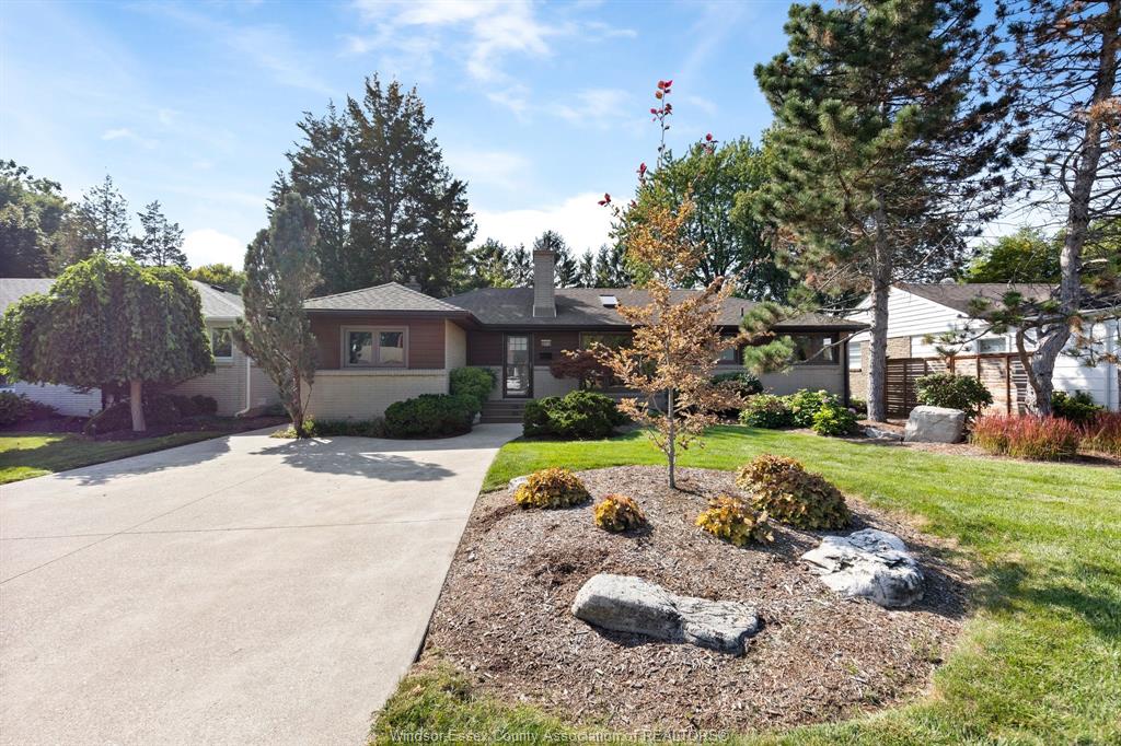 345-grace-road-tecumseh-ontario-26022061