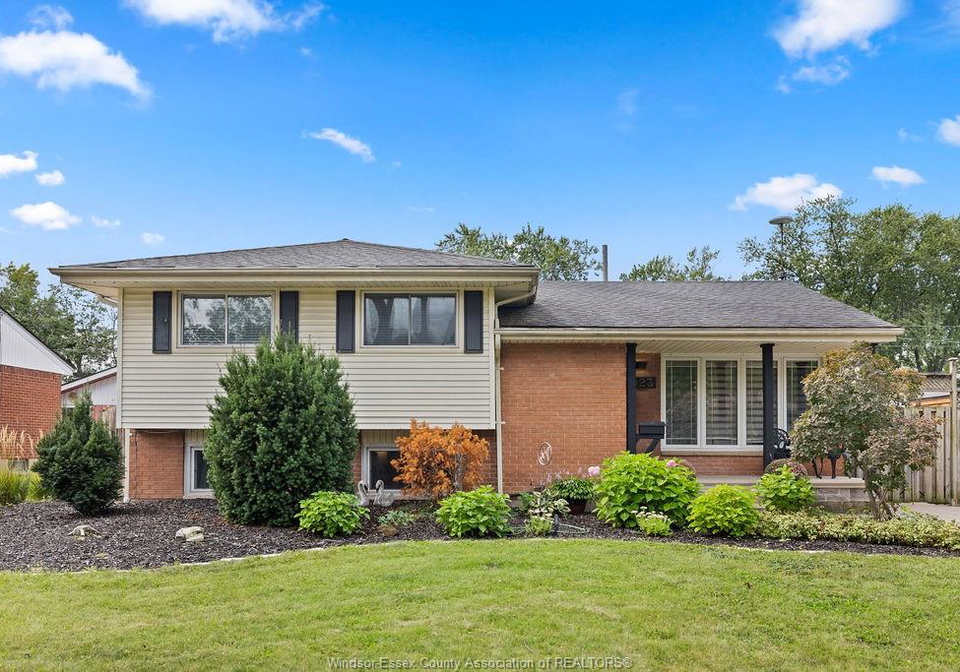 1023-marjorie-drive-windsor-ontario-26022075