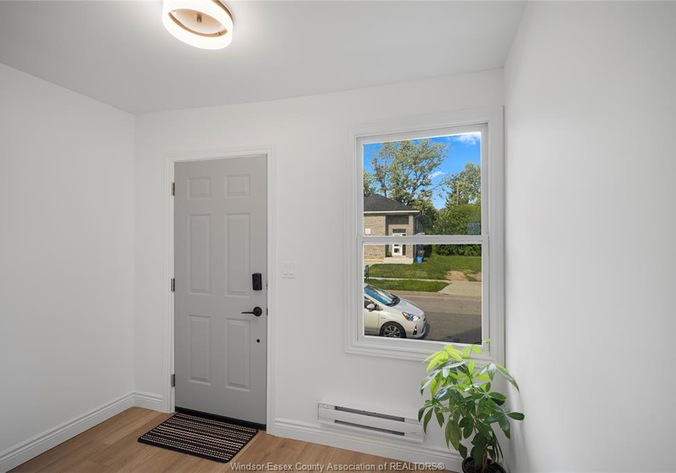 783-bridge-avenue-windsor-ontario-26022086