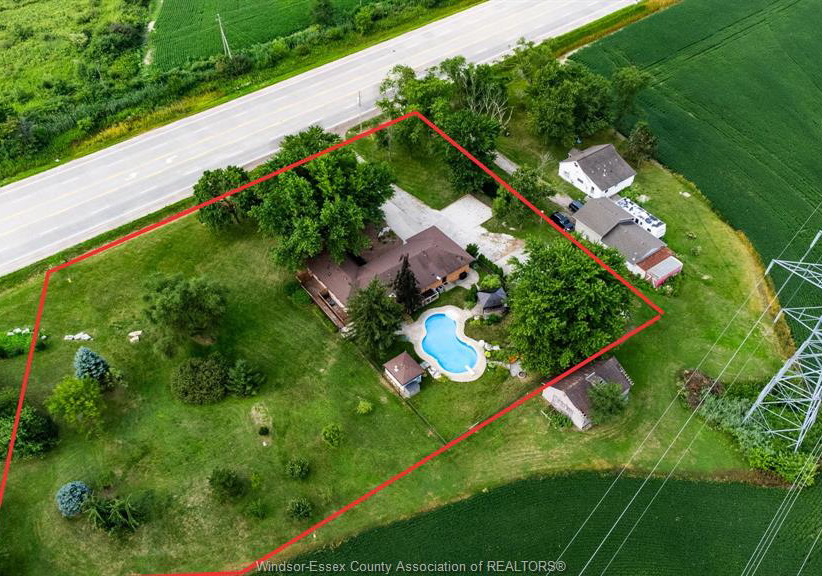 6840-highway-3-tecumseh-ontario-26022102