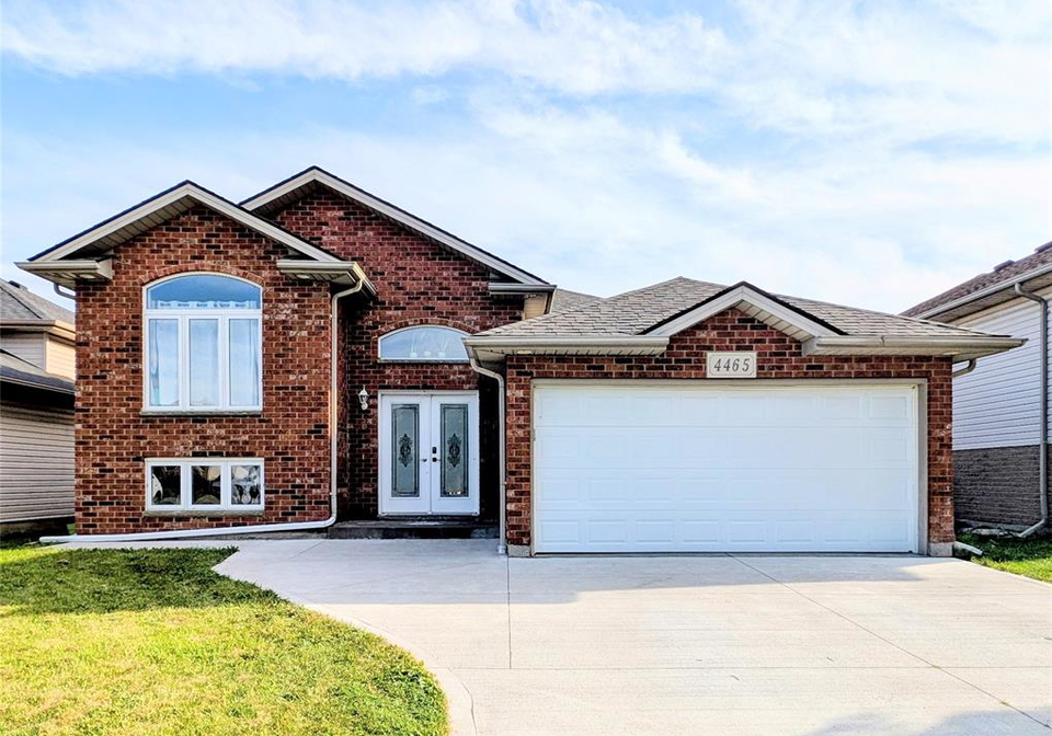 4465-spago-crescent-windsor-ontario-26022103