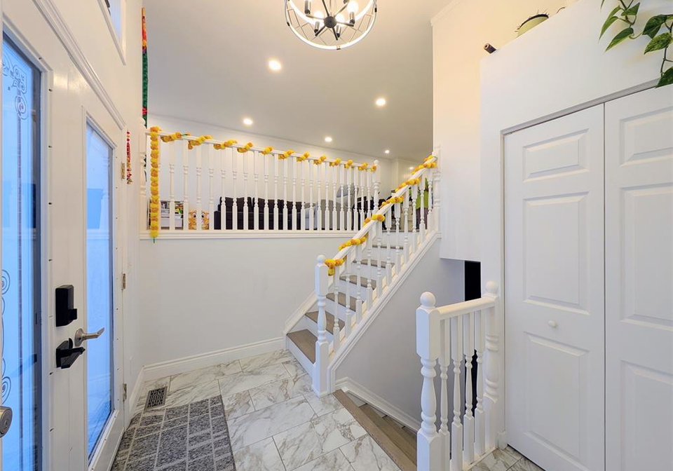 4465-spago-crescent-windsor-ontario-26022103