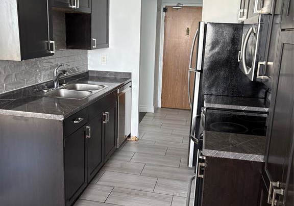 150-park-street-west-windsor-ontario-26022107