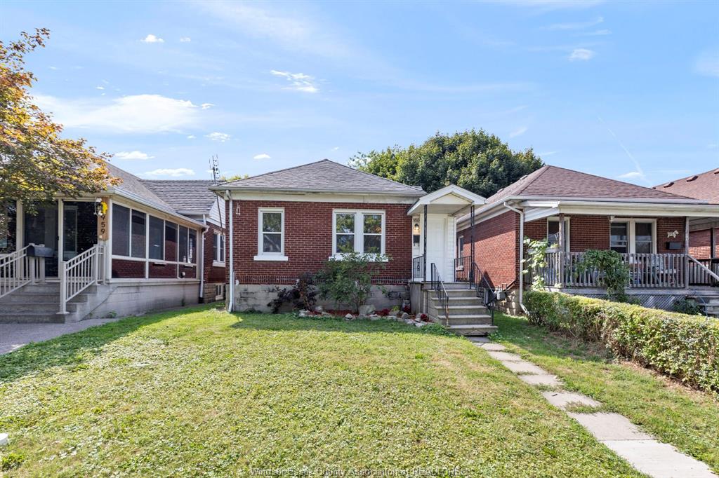 955-mcewan-windsor-ontario-26022108