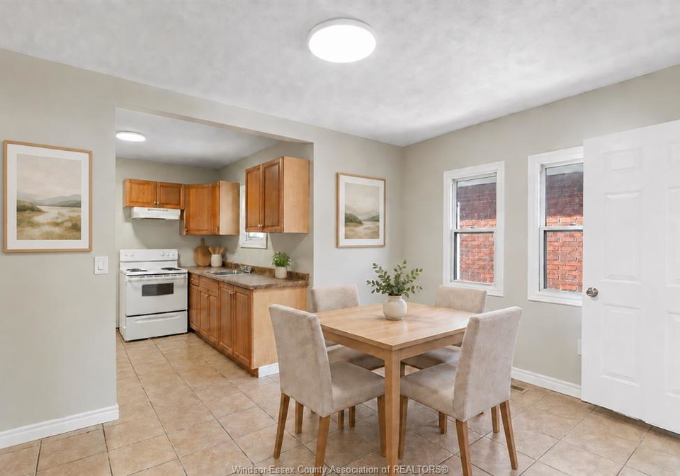 955-mcewan-windsor-ontario-26022108