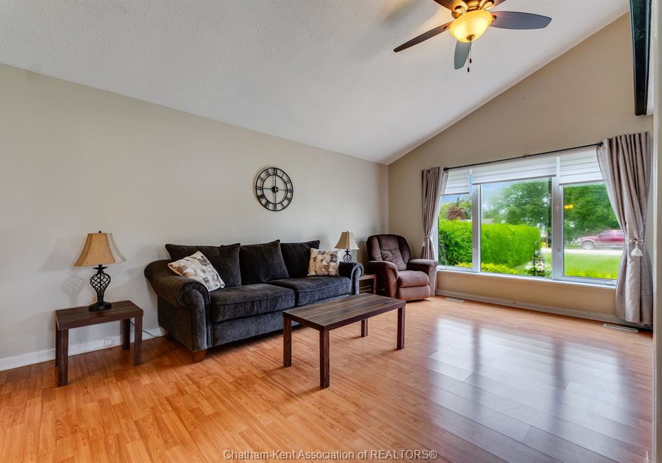109-erie-street-north-merlin-ontario-26022112