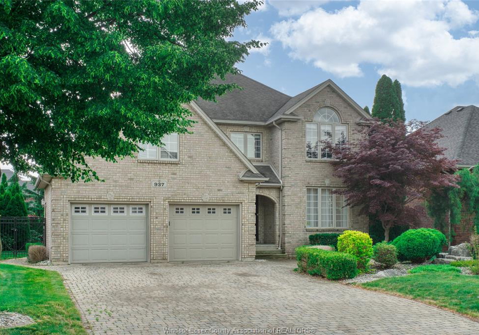 937-pavan-windsor-ontario-26022120