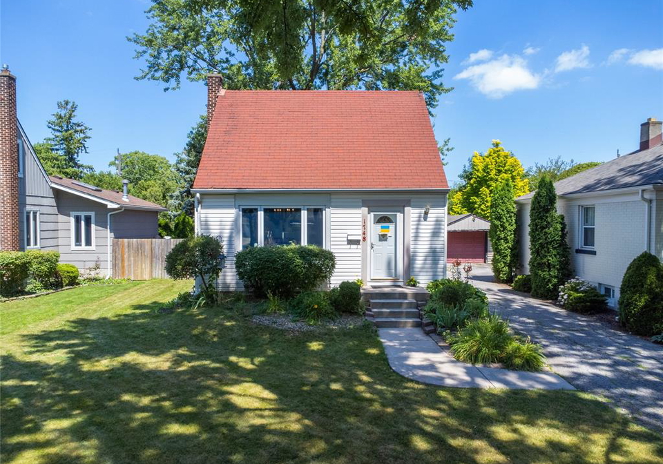 1748-kildare-road-windsor-ontario-26022121