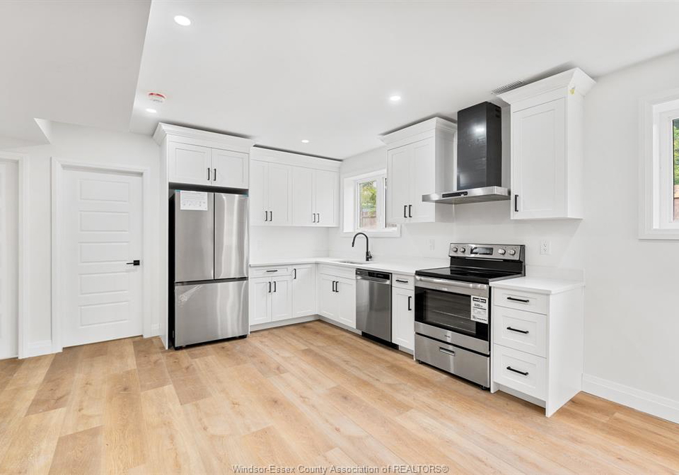 121-allison-ave-lower-unit-colchester-ontario-26022123