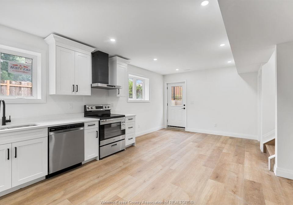 121-allison-ave-lower-unit-colchester-ontario-26022123