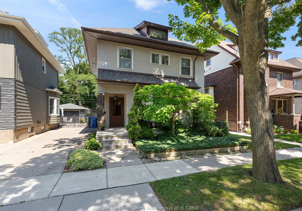 858-chilver-windsor-ontario-26022147