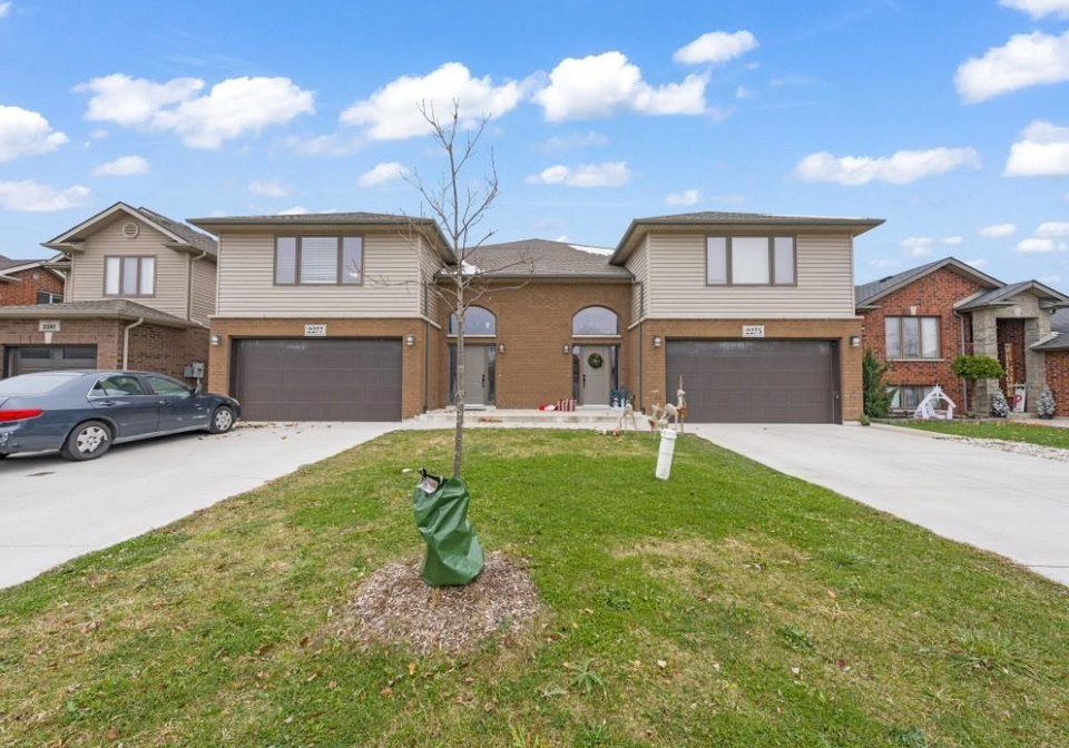 2277-northway-avenue-windsor-ontario-26022162