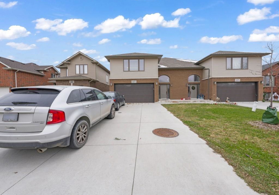 2277-northway-avenue-windsor-ontario-26022162