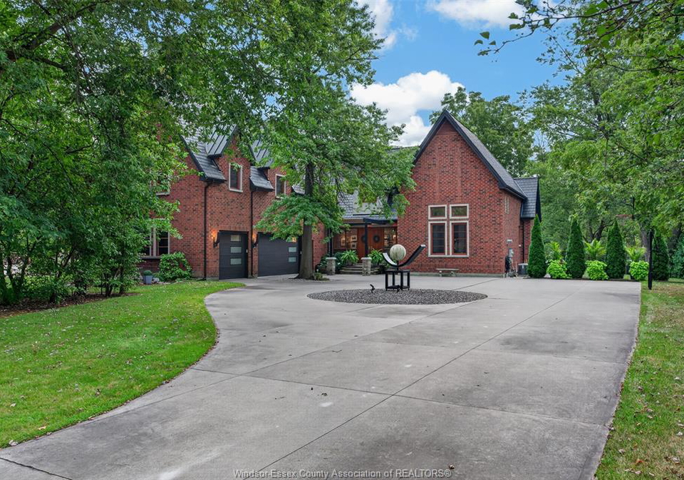 3871-middle-sideroad-amherstburg-ontario-26022168