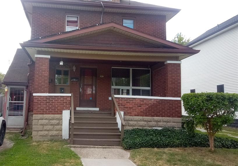 427-gladstone-avenue-windsor-ontario-26022197
