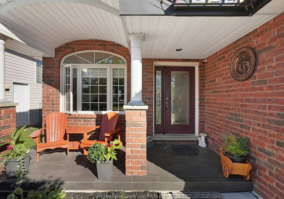 4530-sassafras-windsor-ontario-26022213