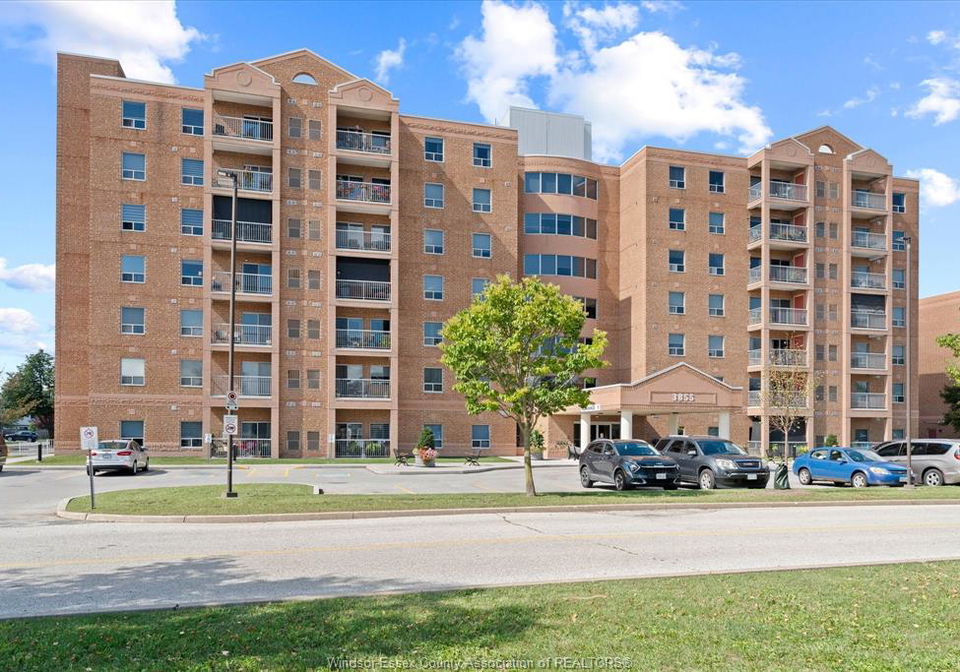 3855-southwindsor-drive-windsor-ontario-26022226