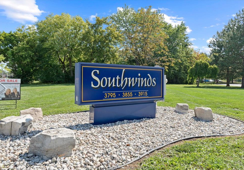 3855-southwindsor-drive-windsor-ontario-26022226