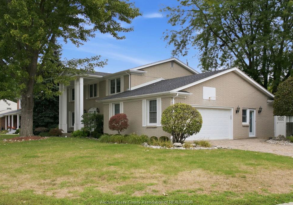 3590-huntington-avenue-windsor-ontario-26022234