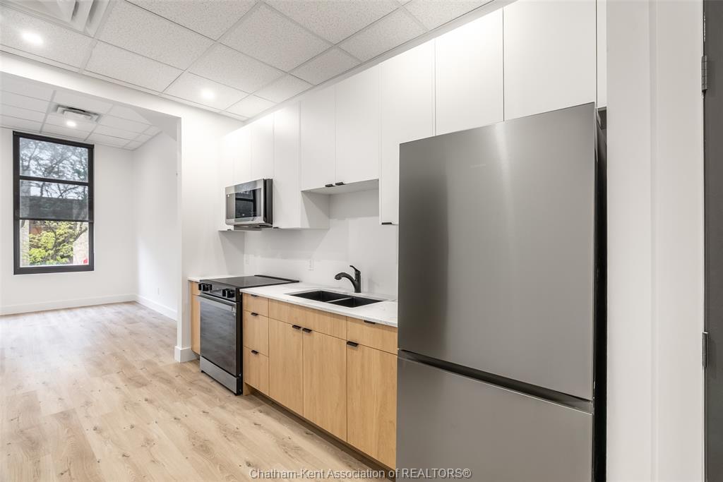 138-king-street-west-chatham-ontario-26022254
