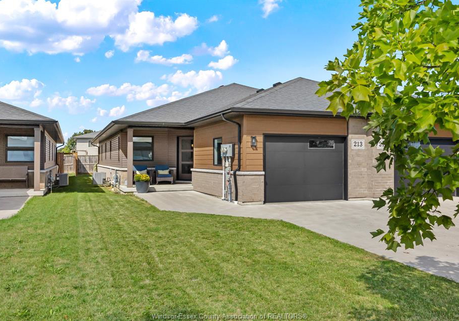 213-meadowview-amherstburg-ontario-26022261