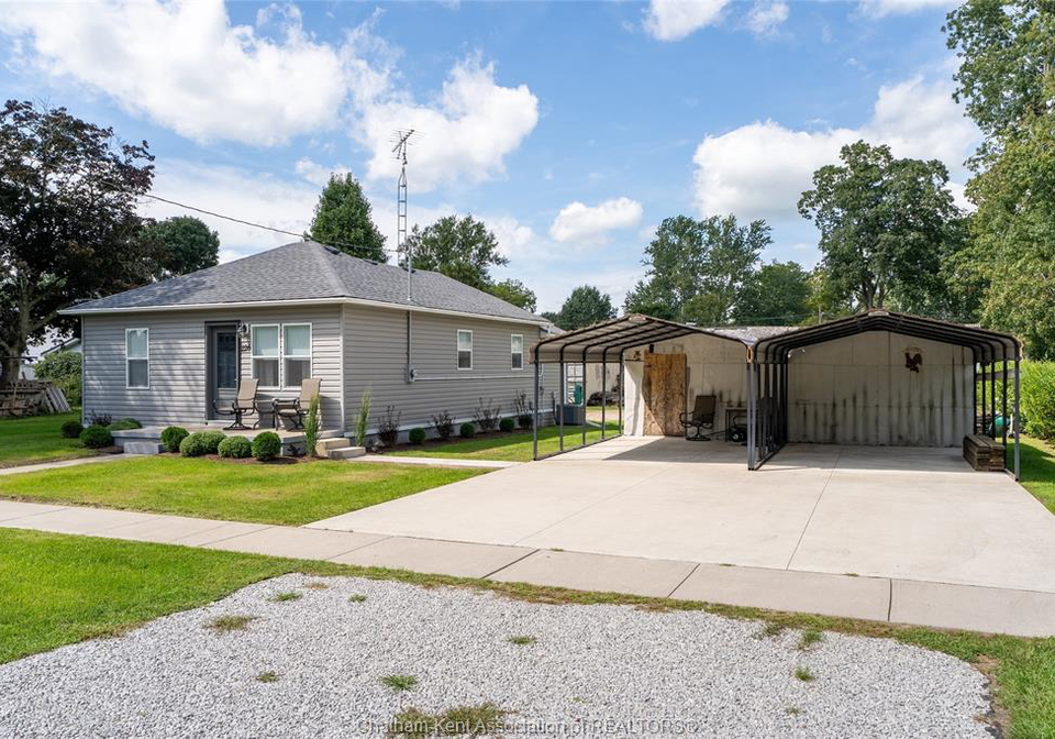 226-oak-street-east-bothwell-ontario-26022273