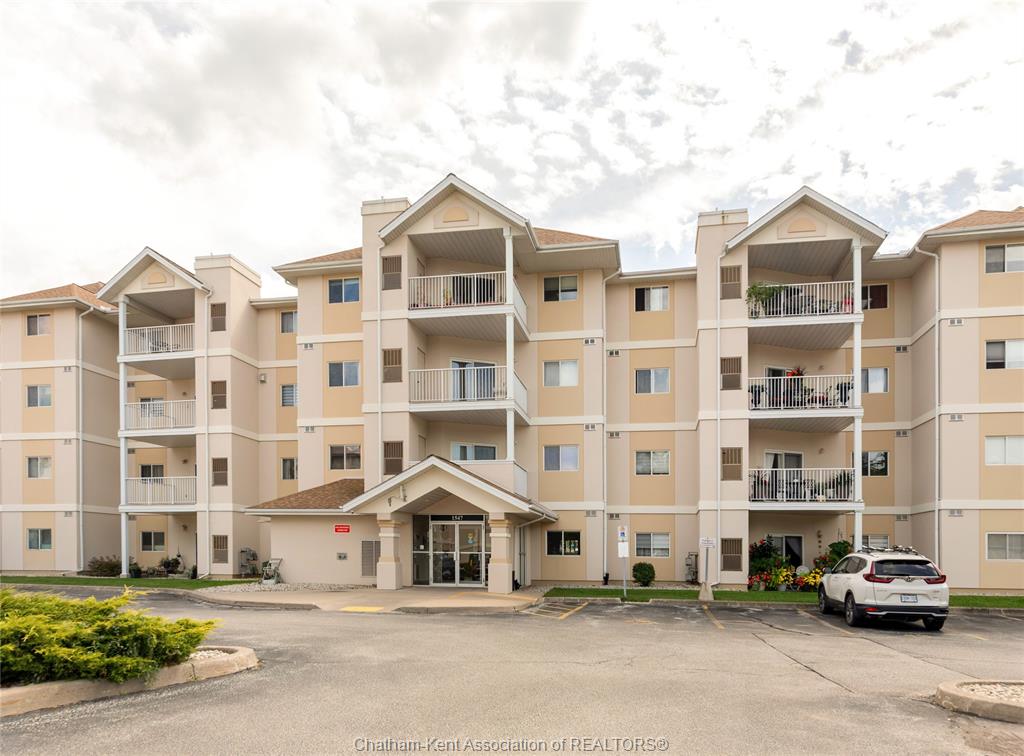 1547-grand-marais-road-west-windsor-ontario-26022275