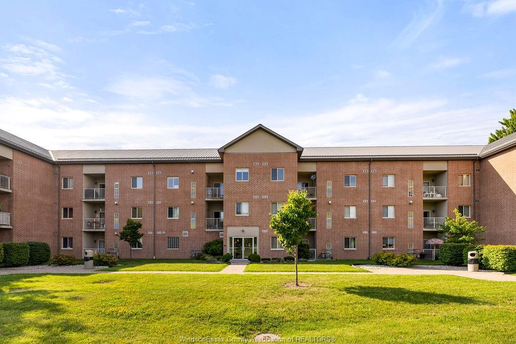 4500-ypres-avenue-windsor-ontario-26022280