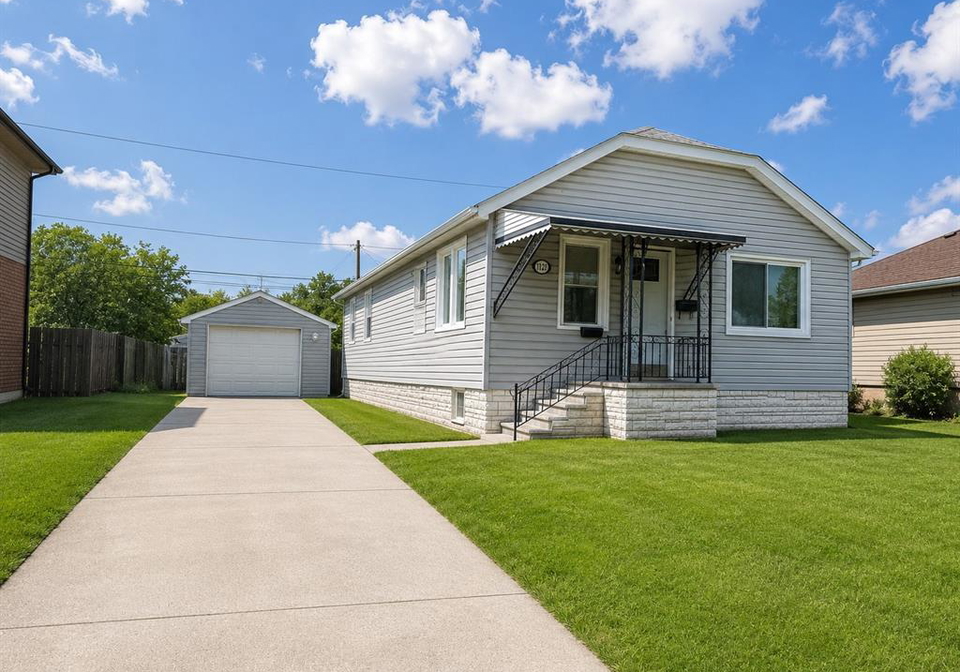 1723-randolph-avenue-windsor-ontario-26022285