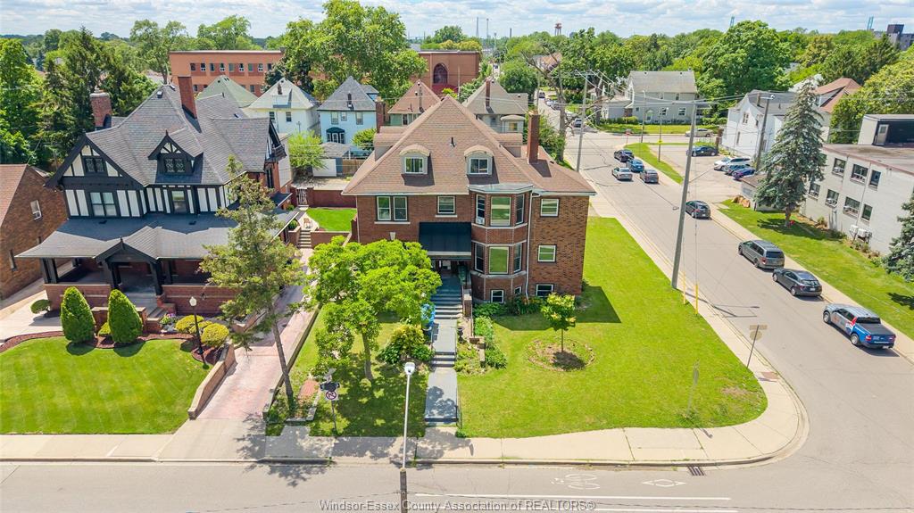 801-victoria-avenue-windsor-ontario-26022289