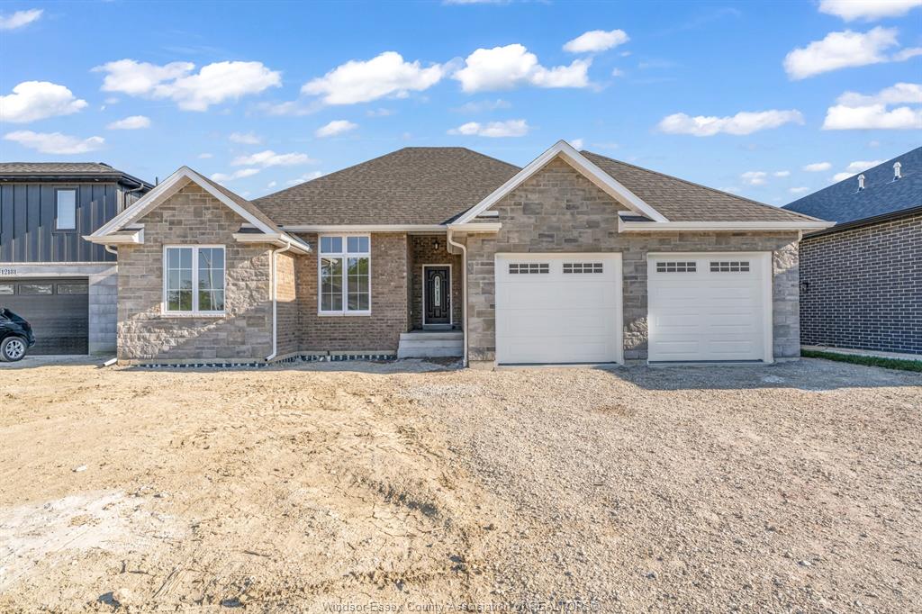 12175-ducharme-lane-mcgregor-ontario-26022316